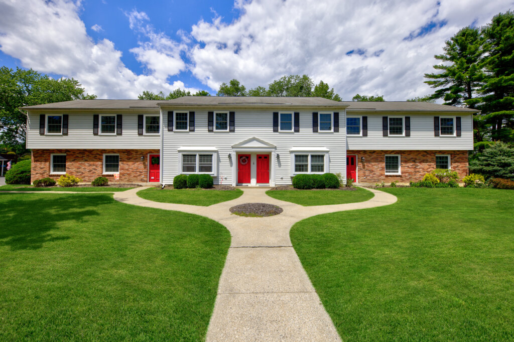 exterior of Olde Coach Manor units